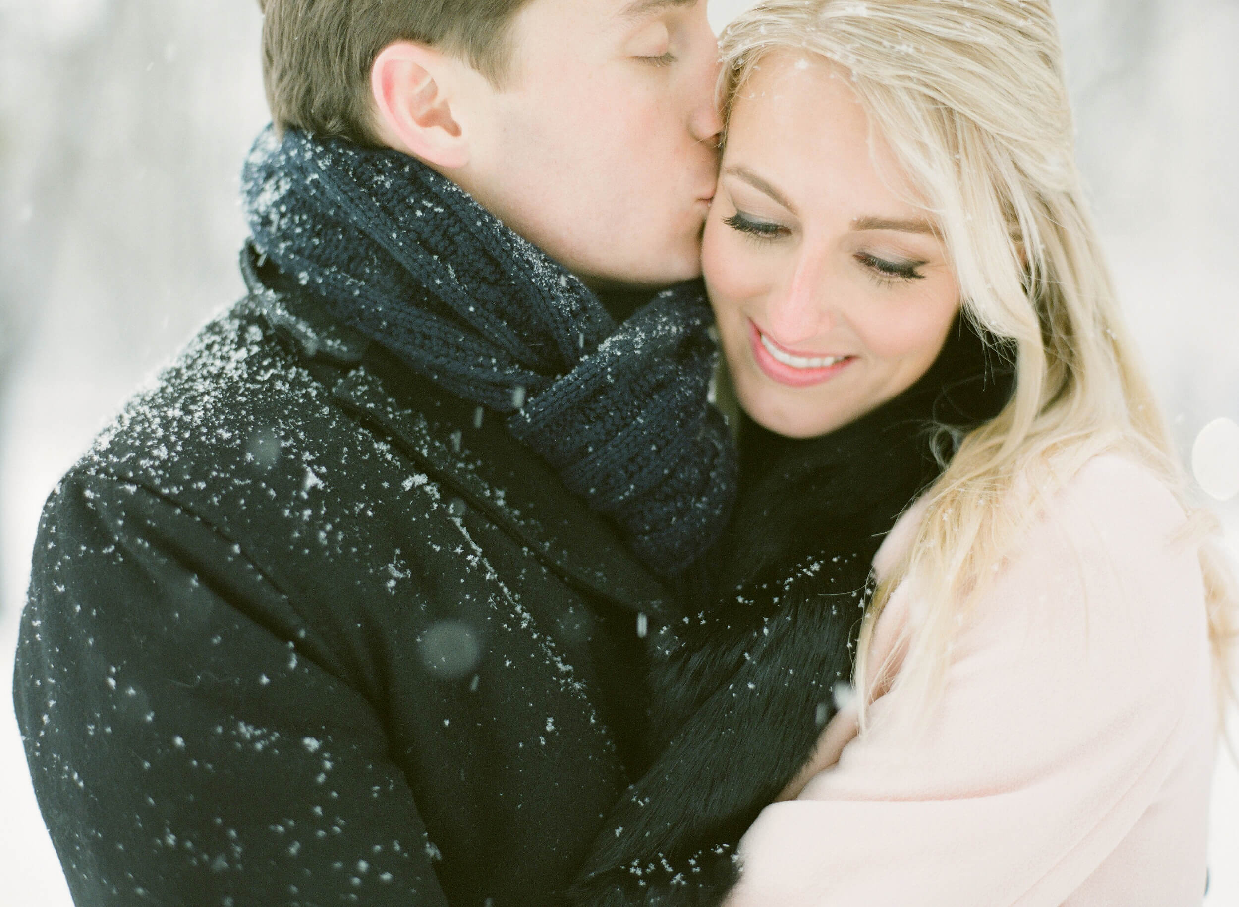 winter engagement shoot in Chicago