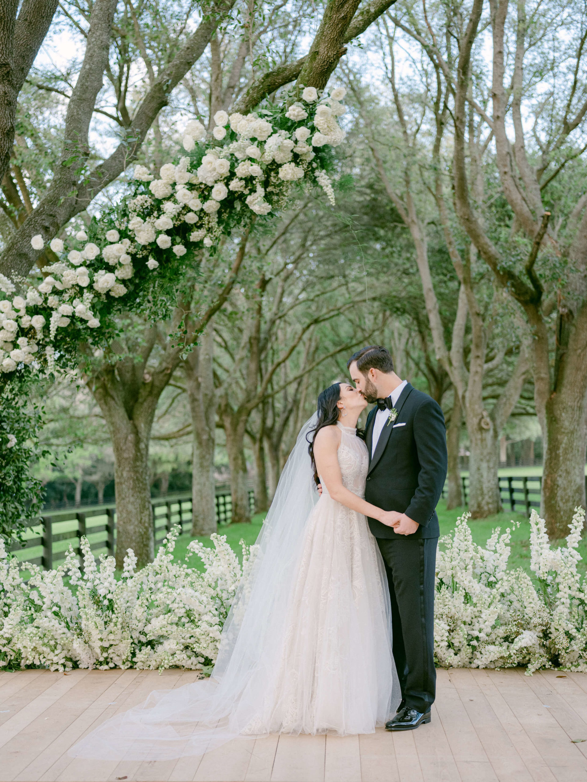 bride and groom at-home wedding in Tampa