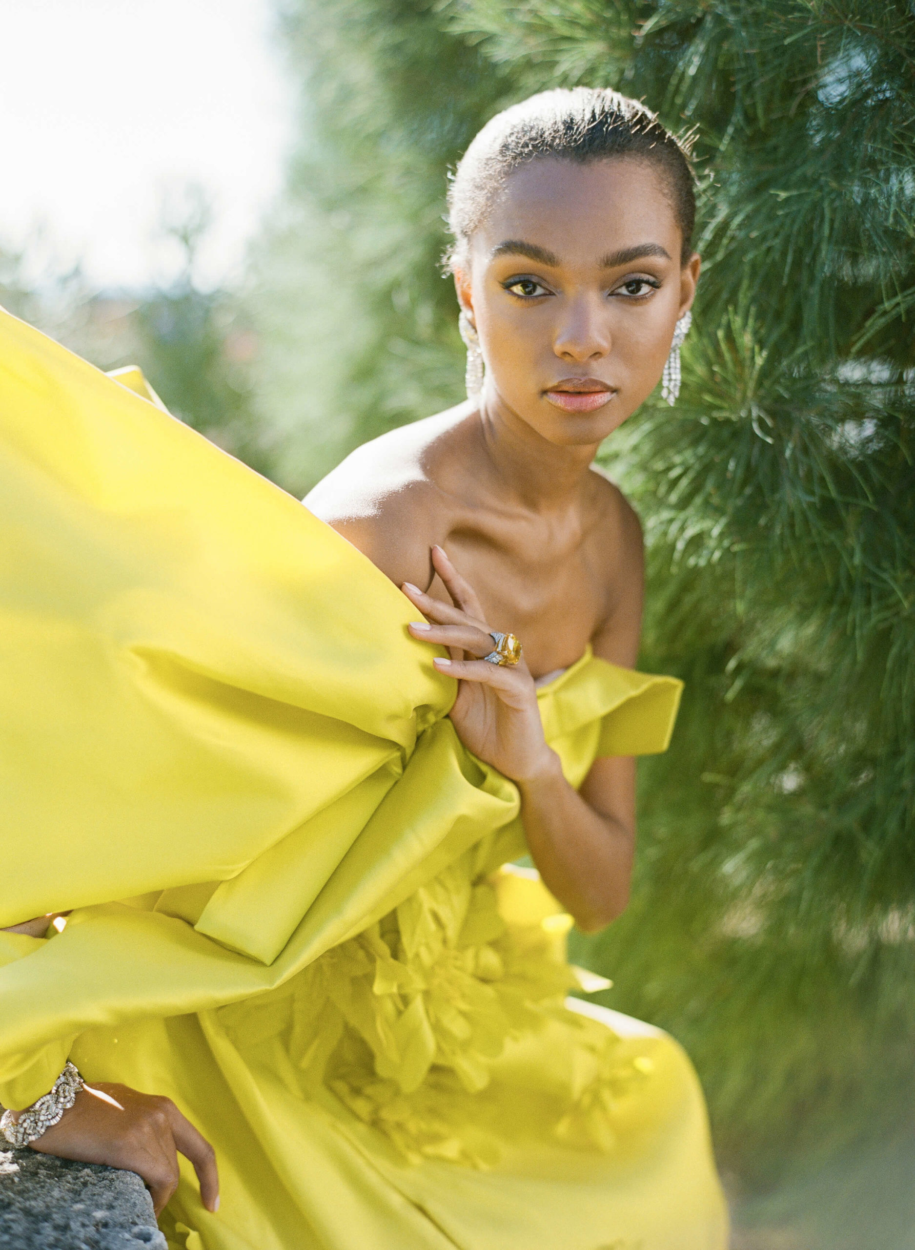 Edwin Oudshoorn yellow couture gown with Vivid Diamonds jewelry