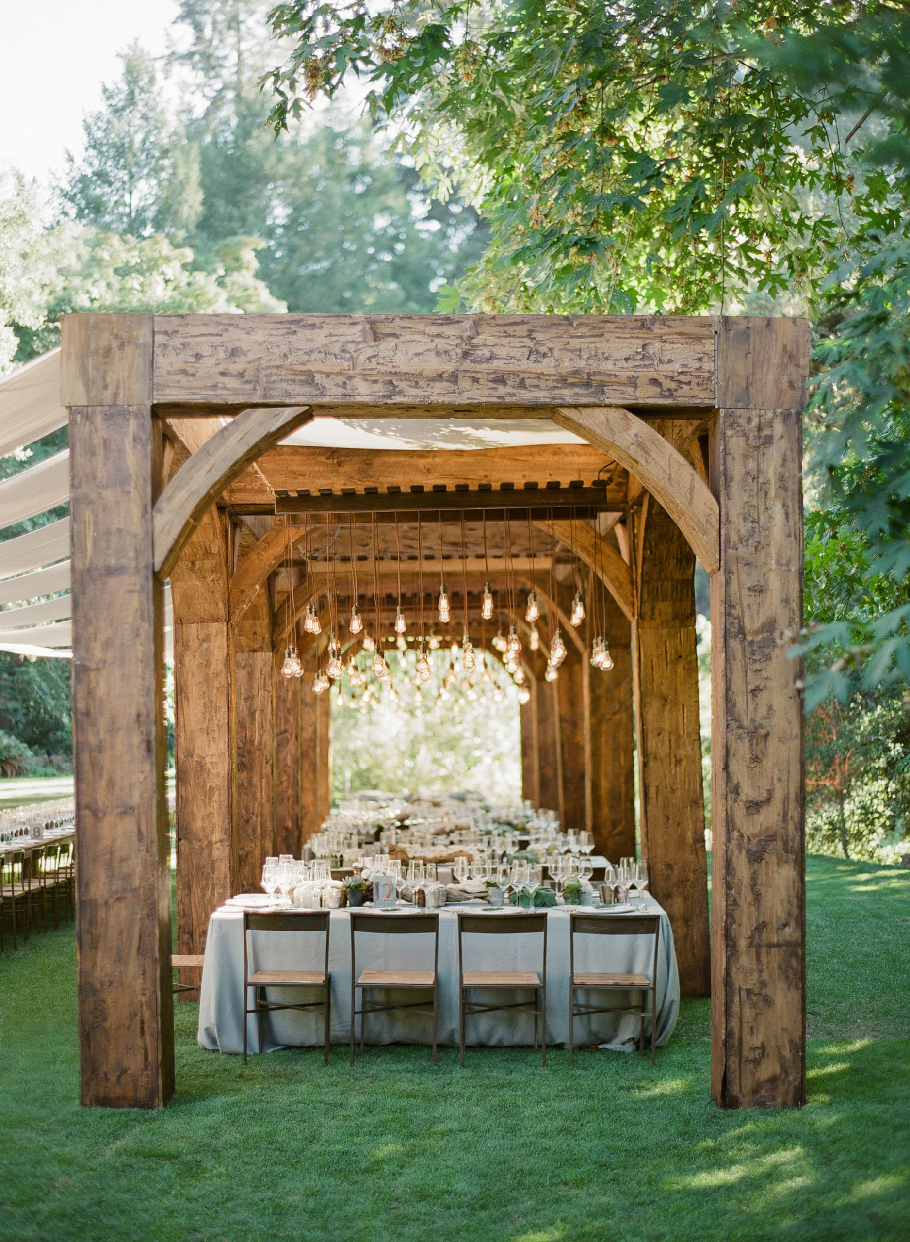 outdoor dinner reception at Meadowood wedding