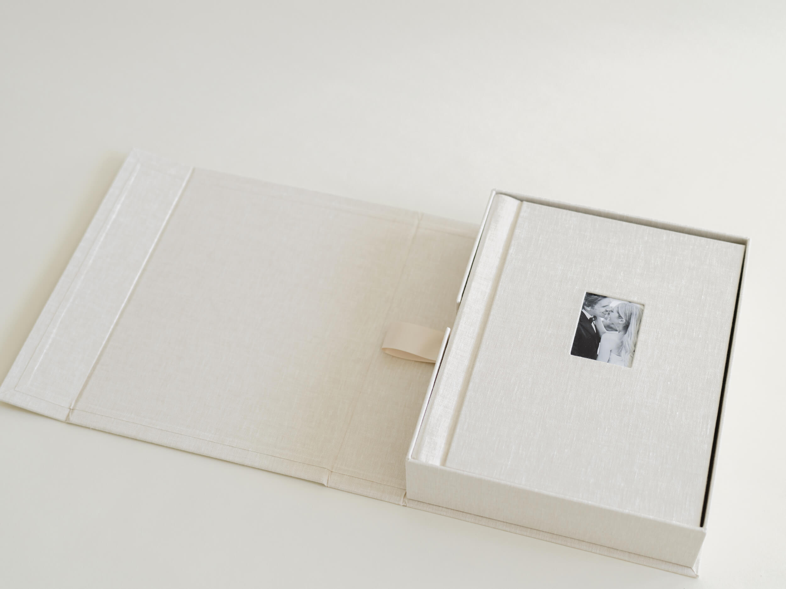 How to know what size photo album you need — The Bespoke Album Company