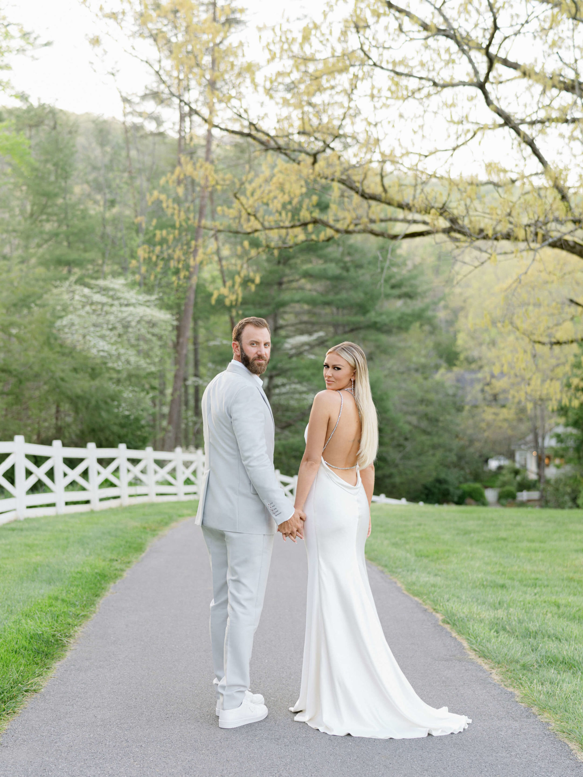 Paulina Gretzky and Dustin Johnson’s wedding at the luxe Blackberry Farm in Tennessee