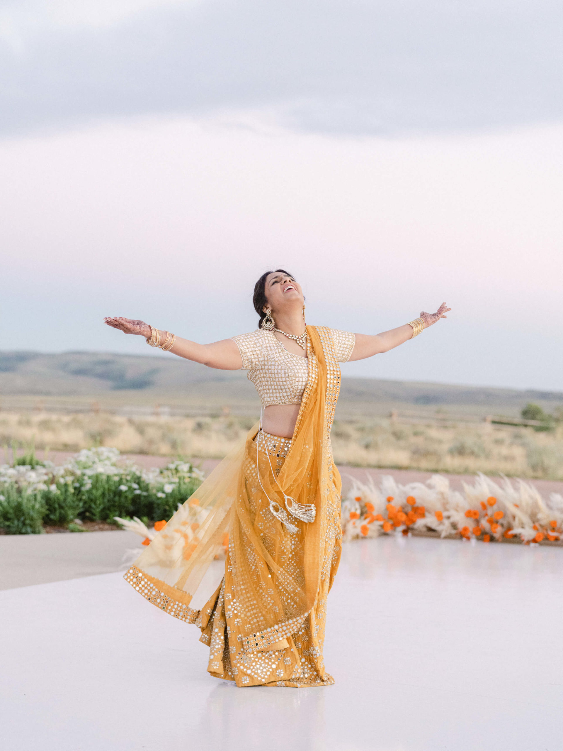 Sapna dancing in sari